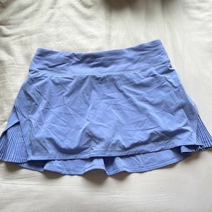 LULULEMON Play Off the Pleats skirts - size 6 HYDRANGEA BLUE